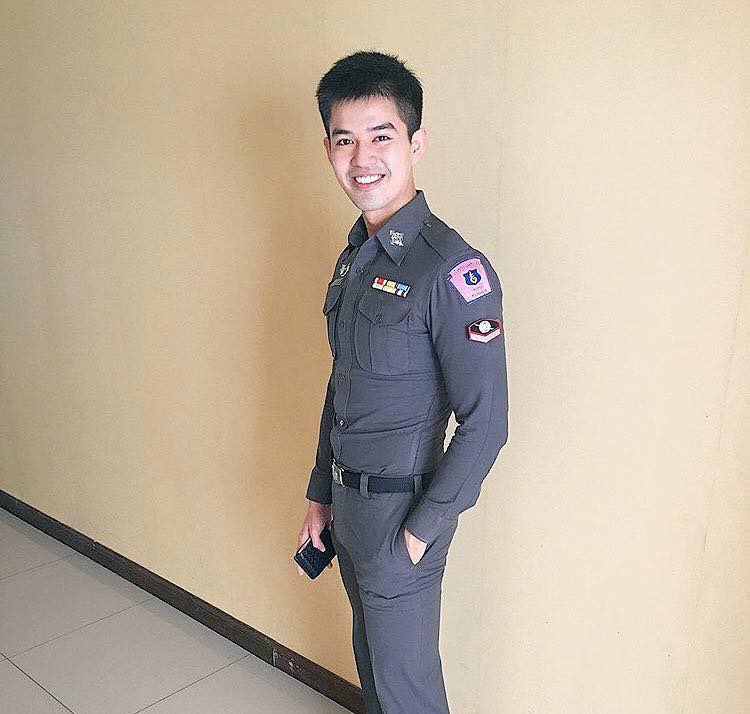 ทหาร-ตำรวจทรมานประชาชน ๓