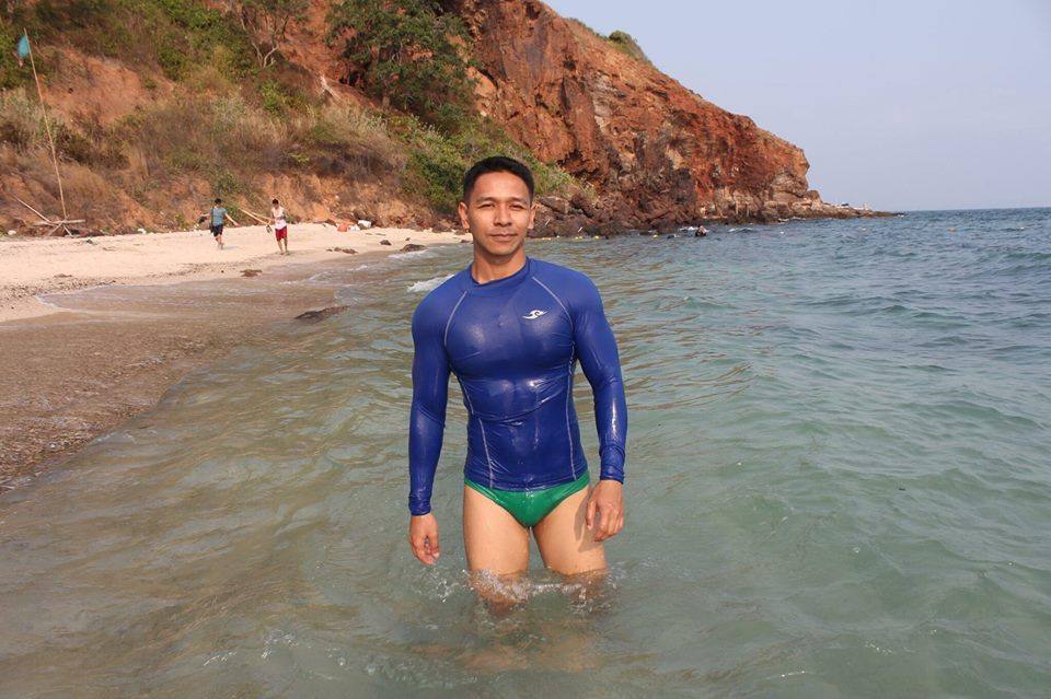 ทหาร-ตำรวจทรมานประชาชน ๓