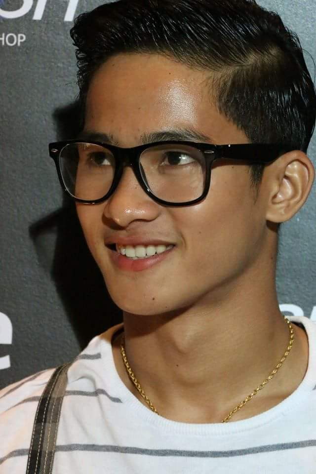 น้องMAX
