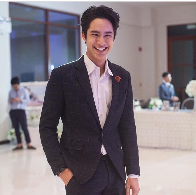 รักพี่เสียดายน้อง