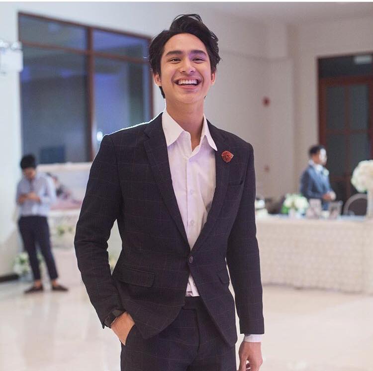 รักพี่เสียดายน้อง