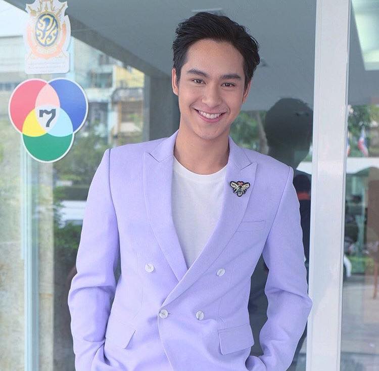 รักพี่เสียดายน้อง