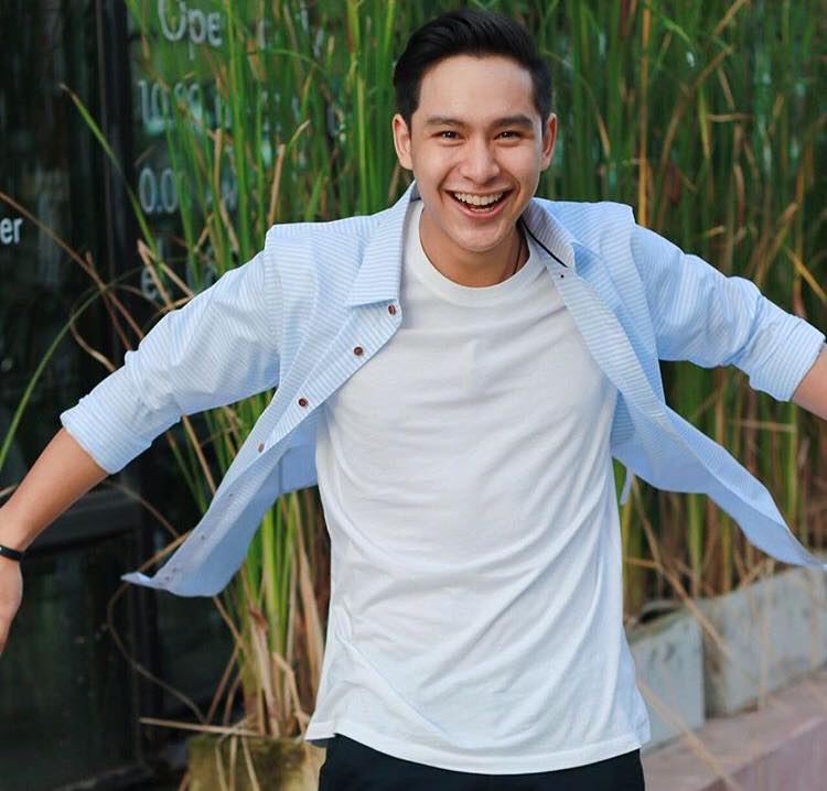 รักพี่เสียดายน้อง