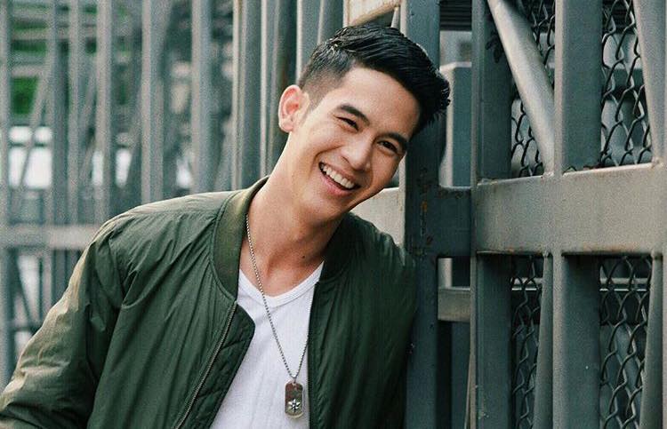 รักพี่เสียดายน้อง