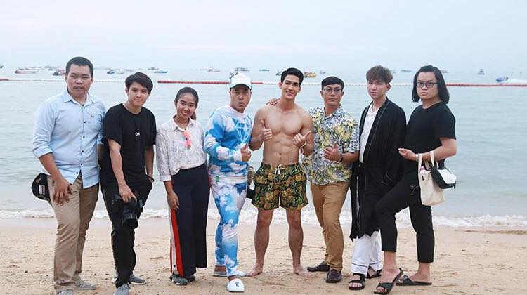 รักพี่เสียดายน้อง