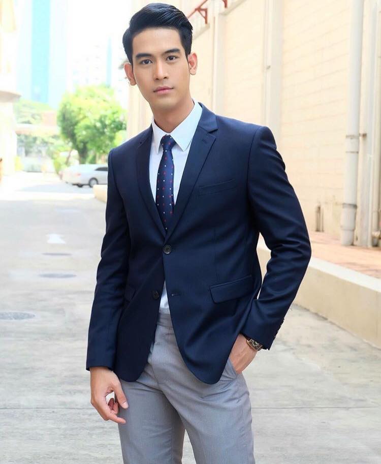 รักพี่เสียดายน้อง