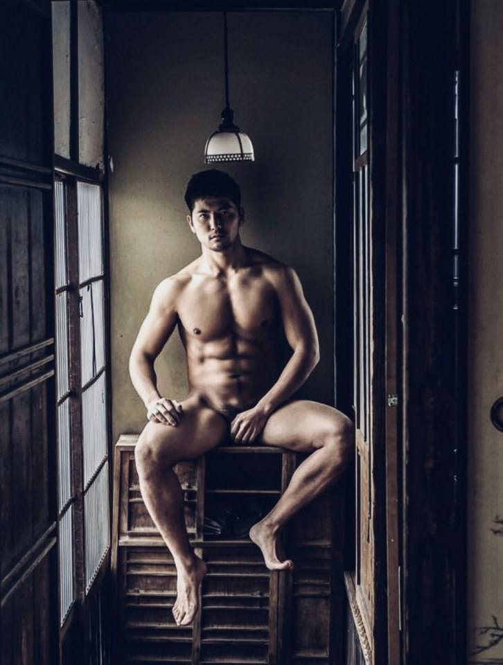 hot male 360 (18+)