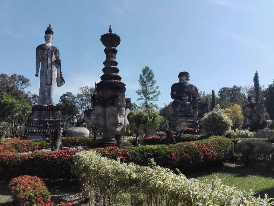 ศาลาแก้วกู่ เมืองหนองคาย