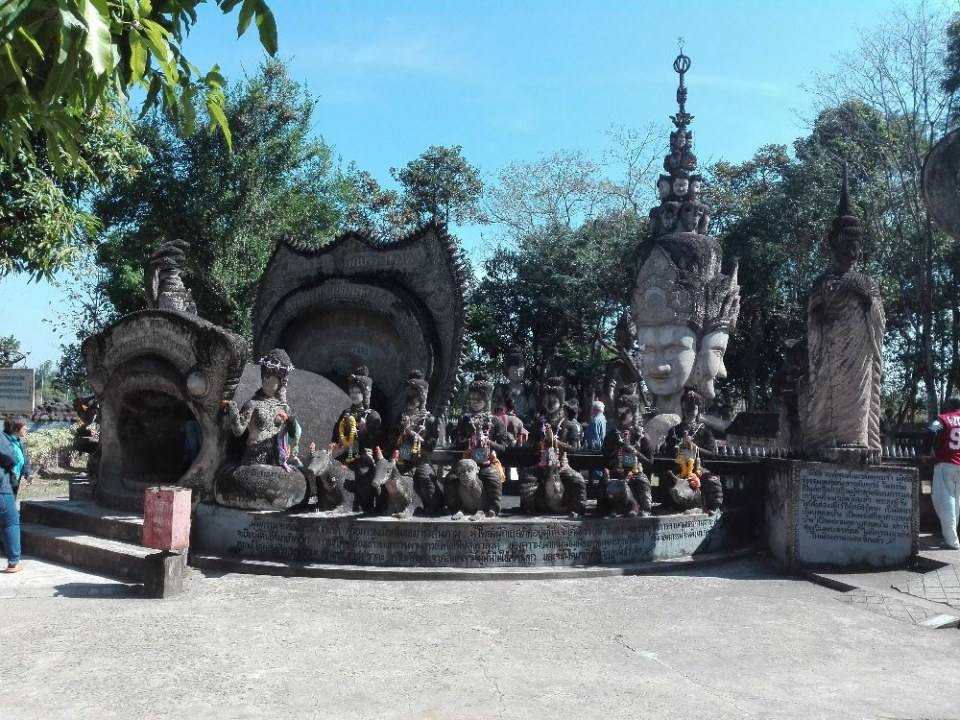 ศาลาแก้วกู่ เมืองหนองคาย