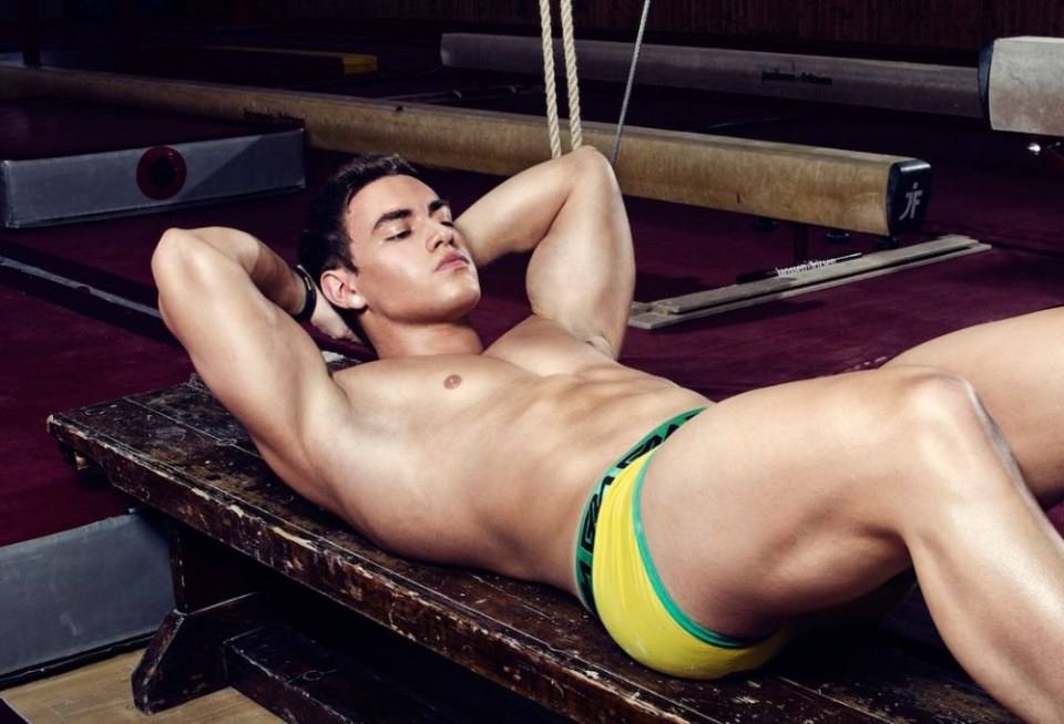 Brief Encounters: Kirill Dowidoff&rsquo;s &ldquo;Gourmet&rdquo; Shoot for ES Collection