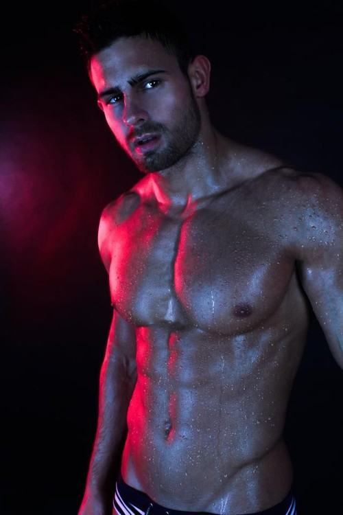Eye Candy: Roman Dowidoff for ES Collection Russia