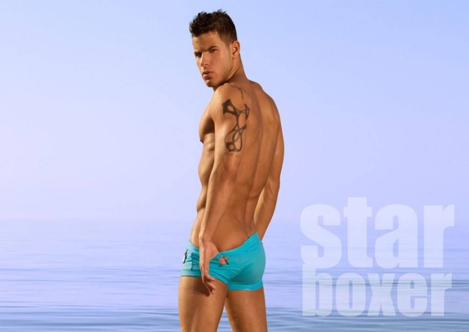 Eye Candy: Roman Dowidoff for ES Collection Russia