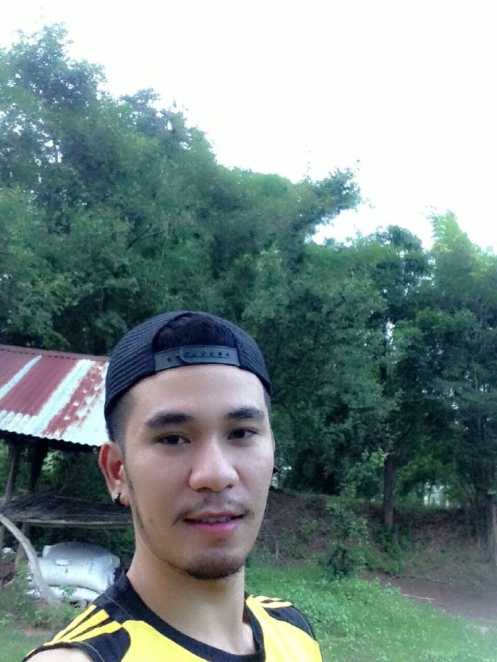 ชายแท้หุ่นล่ำ