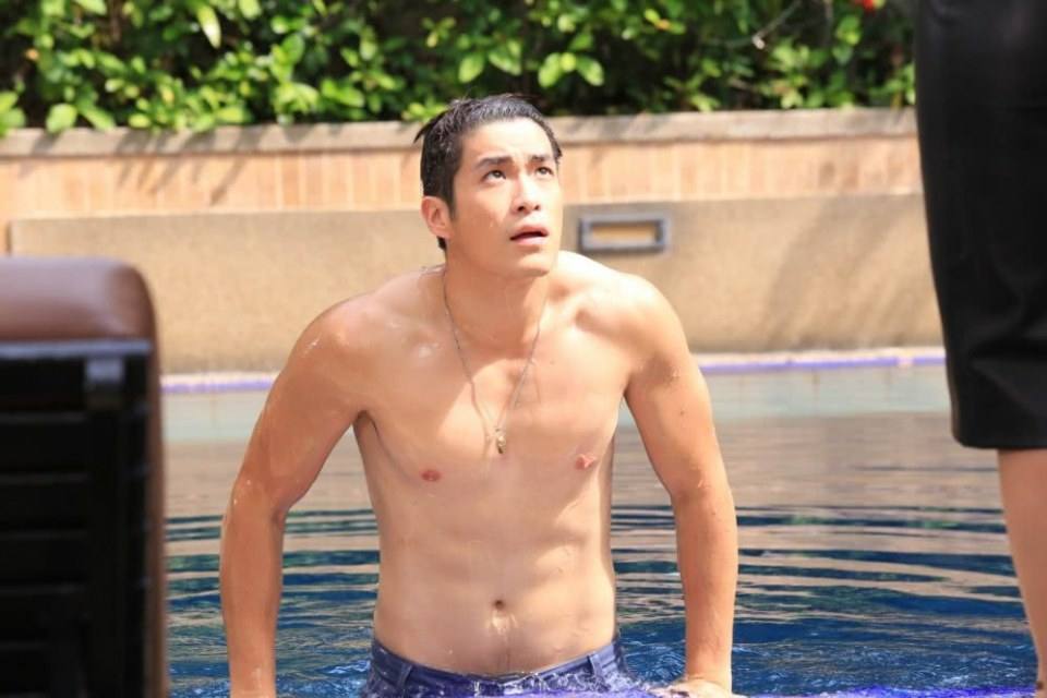 อาเล็ก ธีรเดช