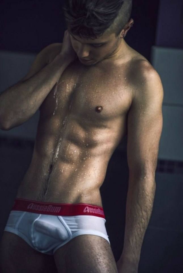 hot male 365 (18+)