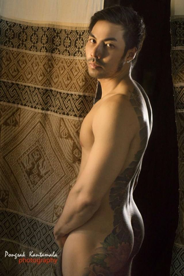 hot male 365 (18+)