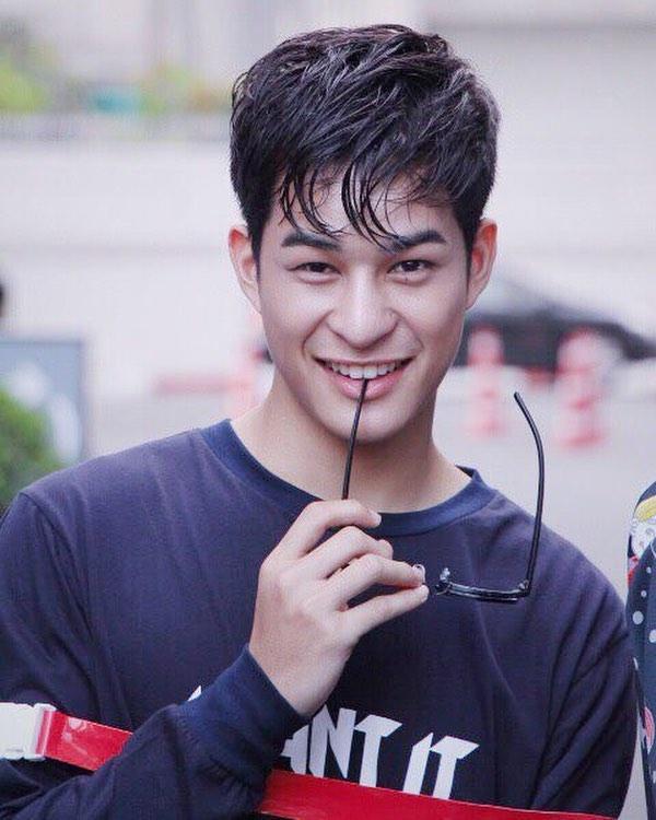 อาร์ต(ในบทแรมโบ้)จาก//ชีรี่รักเลนดิ้ง//เห็นแล้วนึกถึงไอติมนมสด น่าฮักหล่อละลายปาก