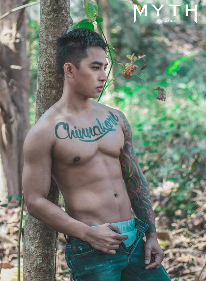 หนุ่มหล่อขึ้นปก 22 - MYTH MAGAZINE