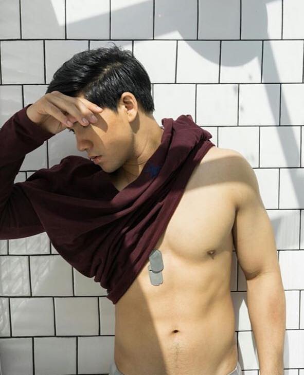 หนุ่มหล่อขึ้นปก 23 - UNFOLD ISSUE 8