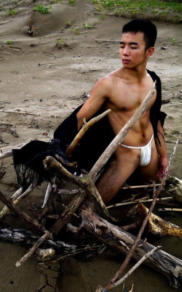 hot male 367 (18+)