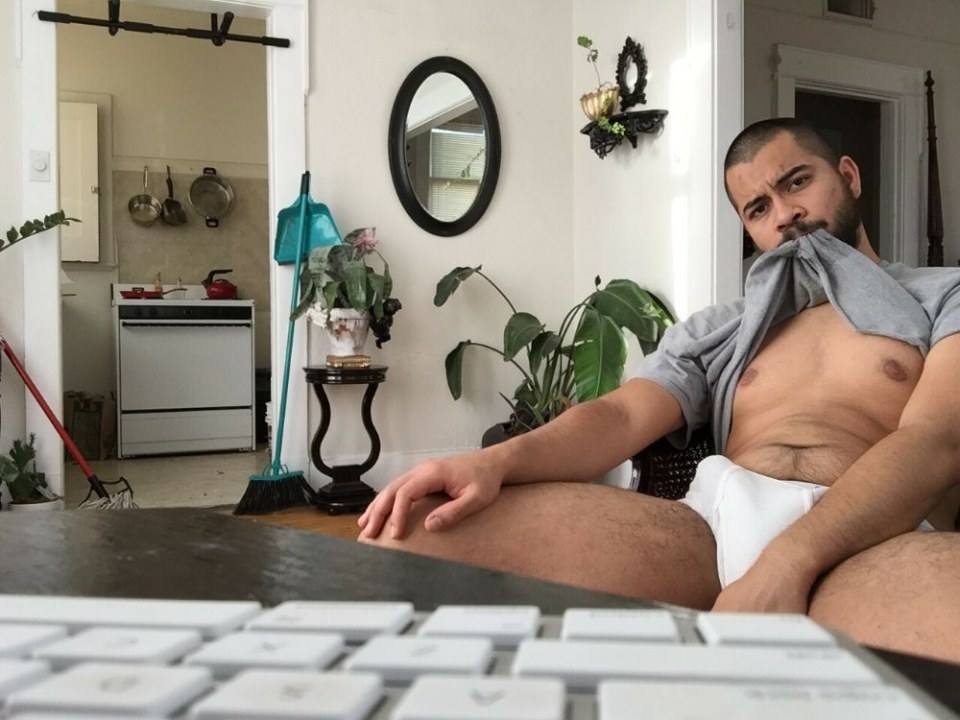 hot male 367 (18+)