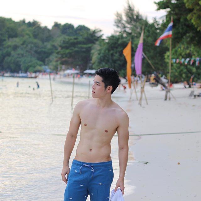 ชิมก่อนเที่ยง
