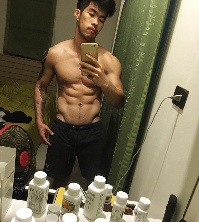 เลียเลย