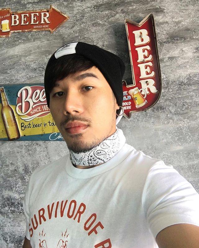 เลียเลย