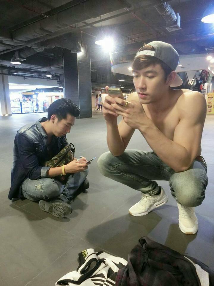 เห็นผู้ชายนั่ง  อยากนั่ง 2,480