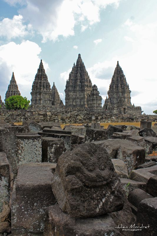 ความยิ่งใหญ่ ของ อินโดนีเซีย ใน วัด ปรัมบานัน มรดกโลก