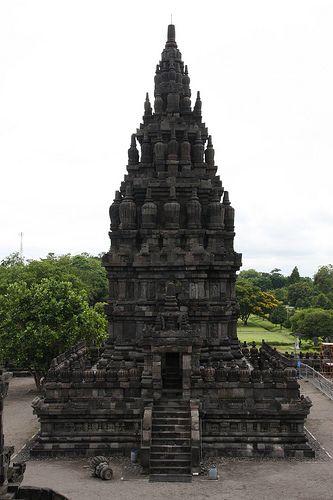 ความยิ่งใหญ่ ของ อินโดนีเซีย ใน วัด ปรัมบานัน มรดกโลก