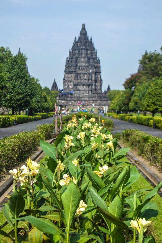 ความยิ่งใหญ่ ของ อินโดนีเซีย ใน วัด ปรัมบานัน มรดกโลก