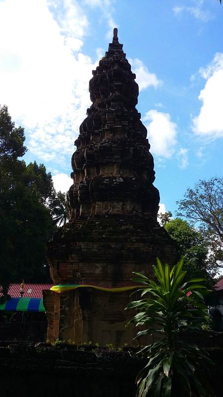 ความยิ่งใหญ่ ของ จ.ศรีษะเกษ กับ ปราสาทห้วยทับทัน