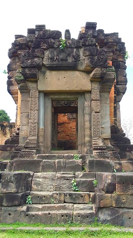 ความยิ่งใหญ่ ของ จ.ศรีษะเกษ กับ ปราสาทมหาเทพ ปราสาทศรีพฤทเธศวร