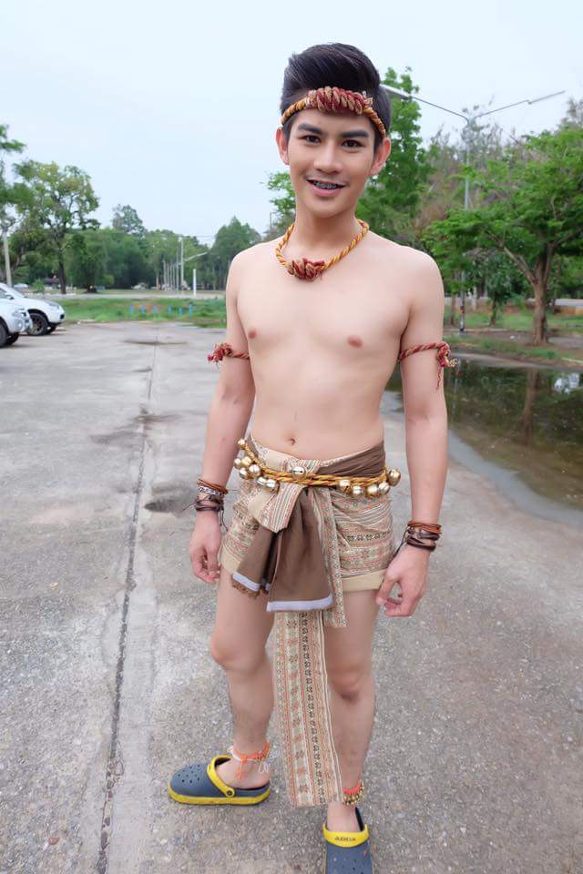 หล่อเข้ม
