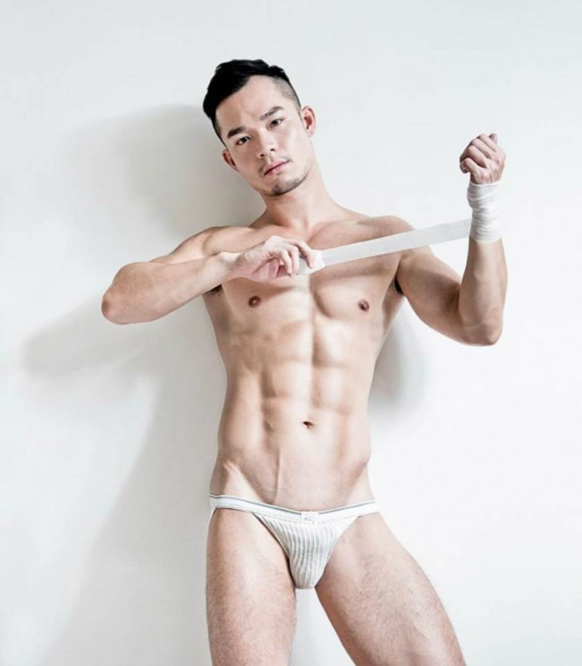 hot male 370 (18+)