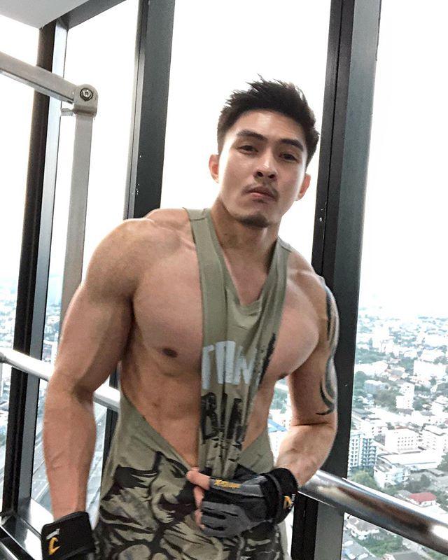 นางแอบแซ่บ