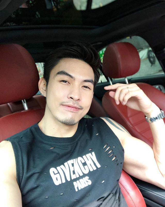 นางแอบแซ่บ