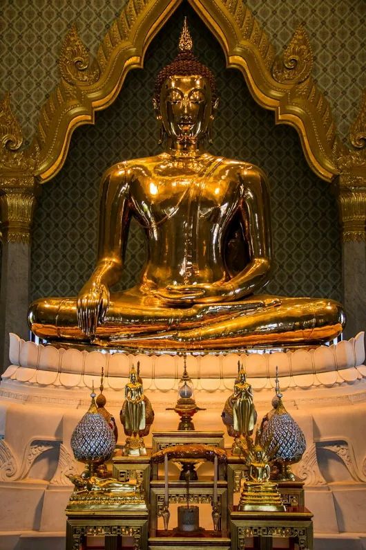 พระพุทธมหาสุวรรณปฏิมากร (หลวงพ่อทองคำ) - วัดไตรมิตรวิทยาราม, กทม.