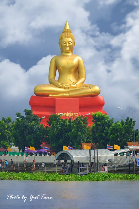 หลวงพ่อโสธร ริมแม่น้ำเจ้าพระยา วัดโบสถ์ ปทุมธานี