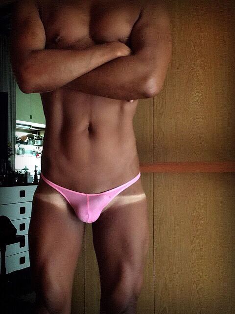 hot male 373 (18+)