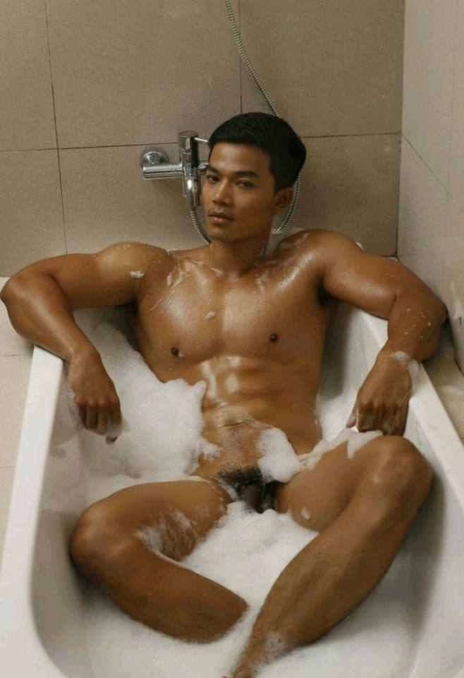 hot male 373 (18+)
