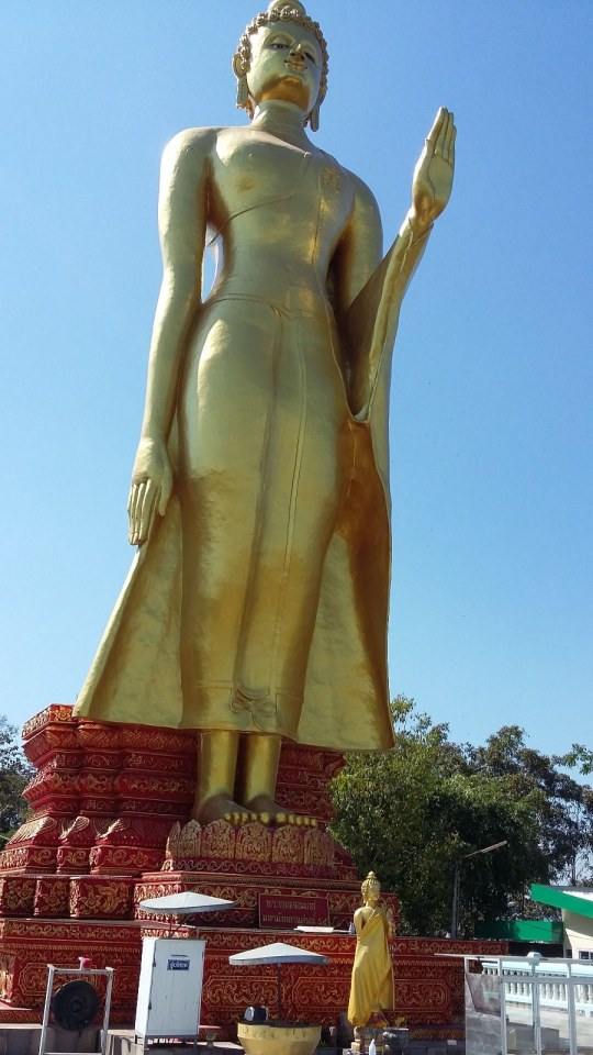 ความยิ่งใหญ่ ของ จ.เชียงราย กับ วัดพระธาตุจอมแว่ อ.พาน