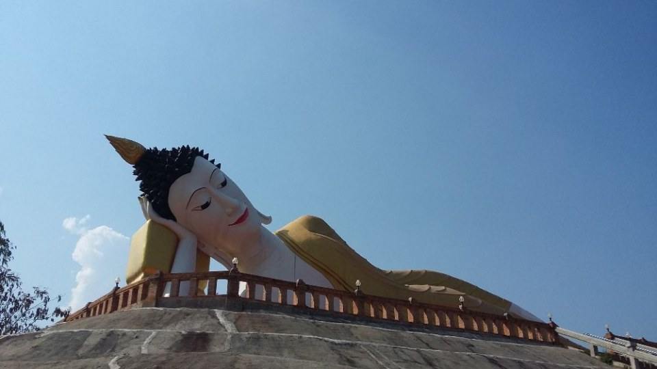 ความยิ่งใหญ่ ของ จ.เชียงราย กับ วัดพระธาตุจอมแว่ อ.พาน