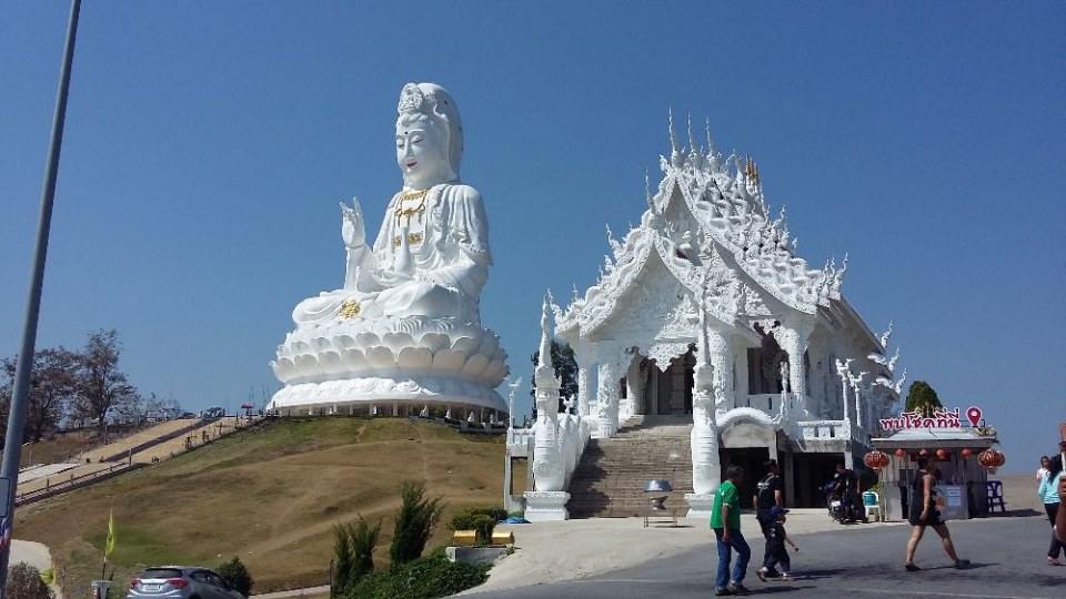 พระอวโลกิเตศวร วัดห้วยปลากั้ง จ.เชียงราย