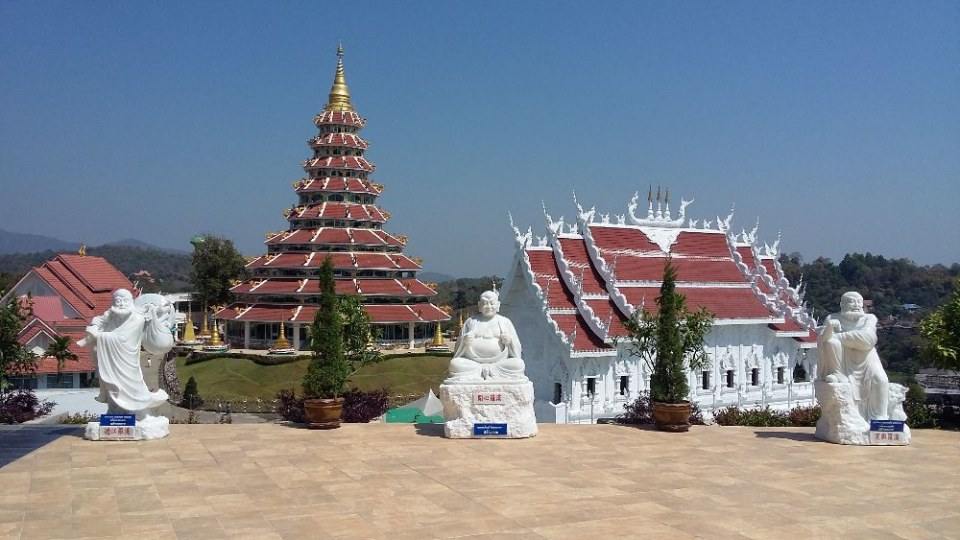 พระอวโลกิเตศวร วัดห้วยปลากั้ง จ.เชียงราย