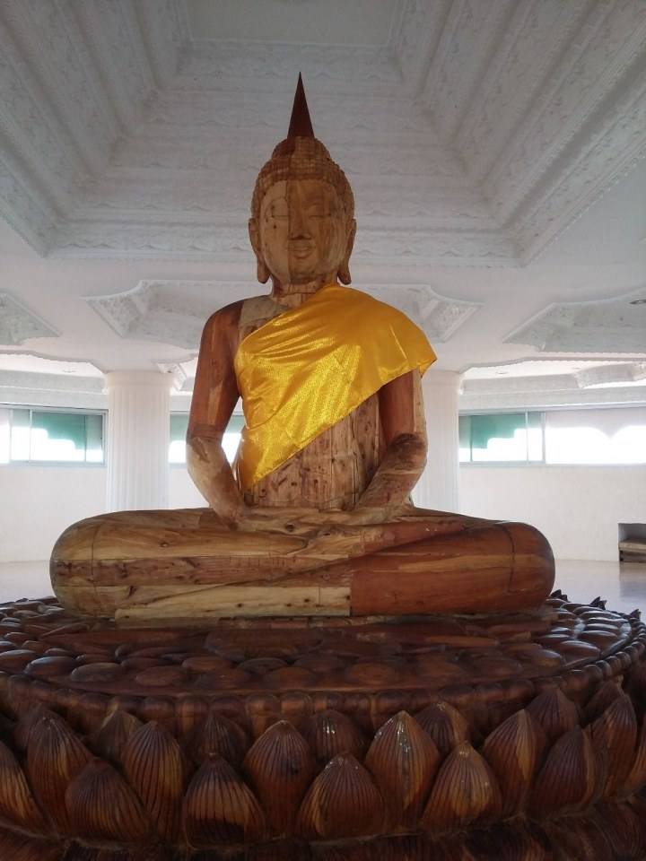 พระอวโลกิเตศวร วัดห้วยปลากั้ง จ.เชียงราย