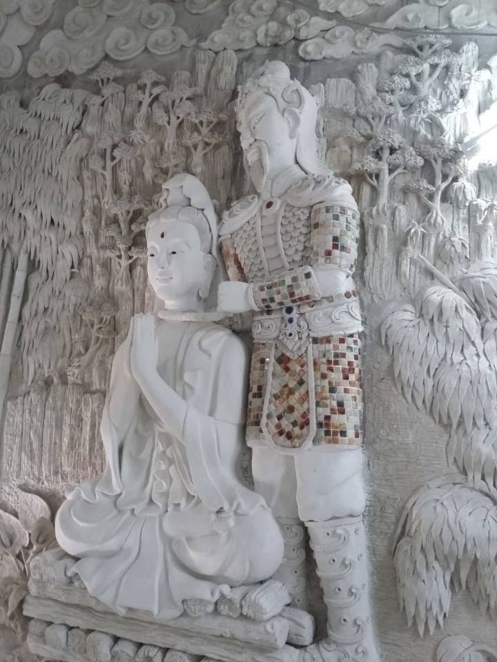 พระอวโลกิเตศวร วัดห้วยปลากั้ง จ.เชียงราย