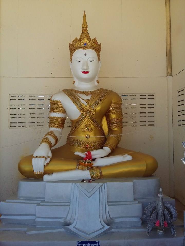 สำนักปฏิบัติธรรม วัดห้วยประสิทธิ์ อำเภอพาน จังหวัดเชียงราย