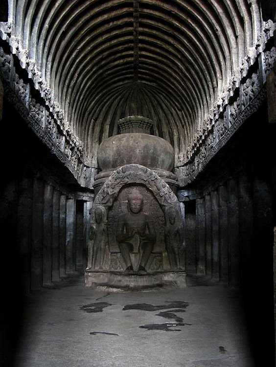 ถ้ำอชันตา (Ajanta Caves) เมืองออรังกาบาด รัฐมหาราษฎร์ ประเทศอินเดีย